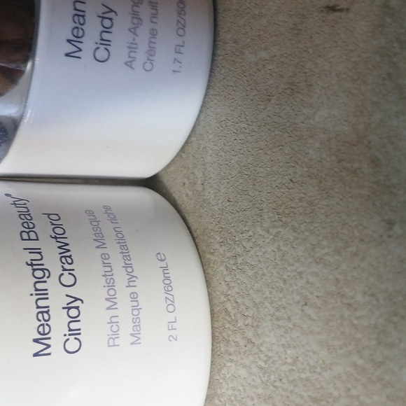 Meaningful Beauty by Cindy Crawford  bundle. - please see all photos - Picture 5 of 5